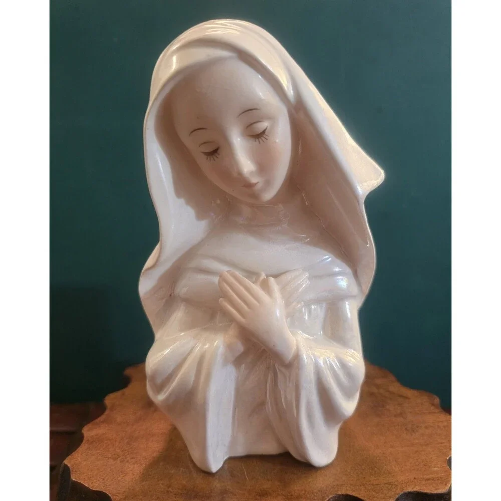 Praying Virgin Mary Madonna Ceramic Planter Vintage 6.5